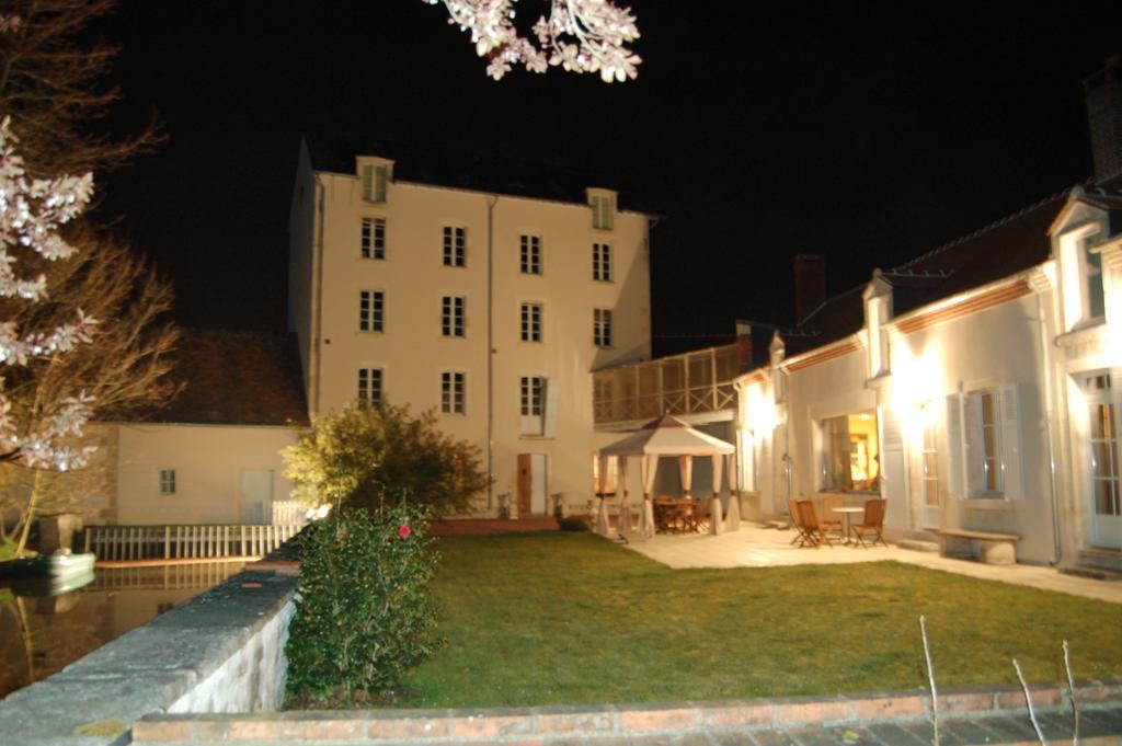 Le Moulin Neuf Bed and Breakfast Vignoux-sur-Barangeon Eksteriør billede