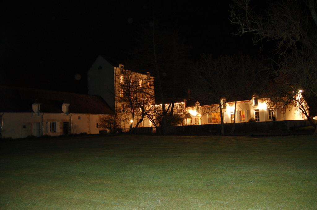 Le Moulin Neuf Bed and Breakfast Vignoux-sur-Barangeon Eksteriør billede